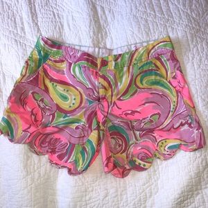LILLY PULITZER Buttercup Scalloped Shorts